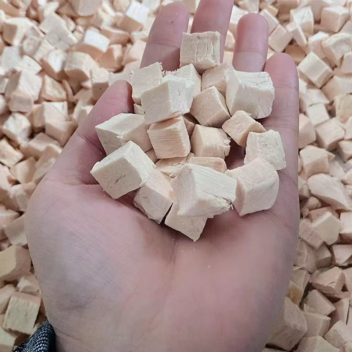 Furzo Freeze Dried Chicken Cubes for Cats & Dogs | High Protein Pet Treats Kenya