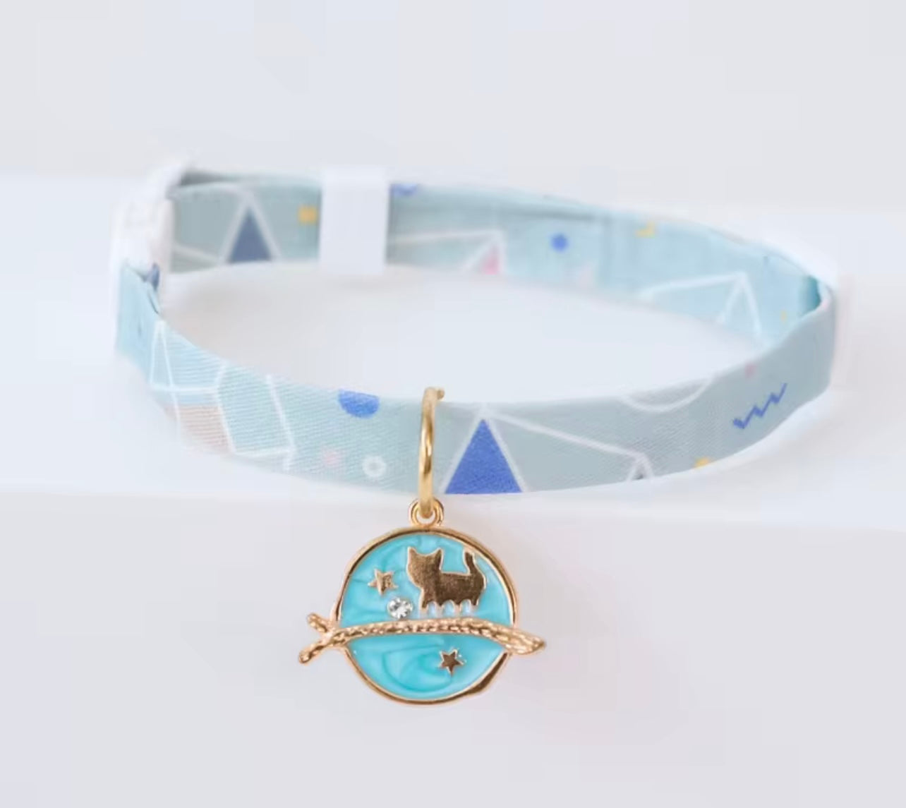 Silent Cat Collar with Pendant - Adjustable & Stylish | Petcore.Ke