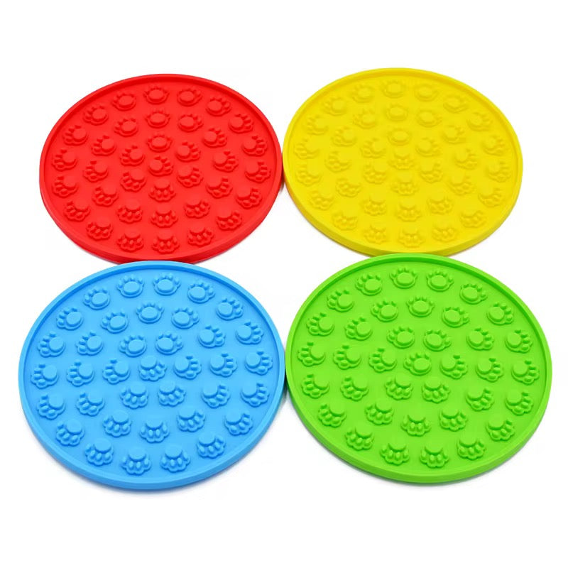Silicone Treat Lick Mat for Dogs & Cats – Anti-Anxiety Slow Feeder & Boredom Relief Mat