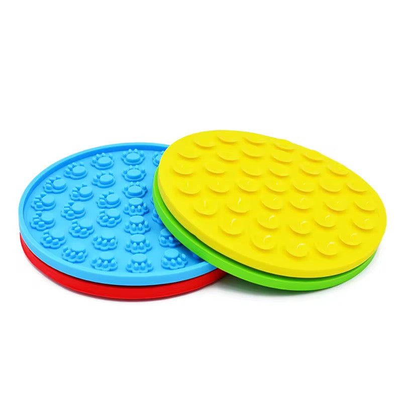Silicone Treat Lick Mat for Dogs & Cats – Anti-Anxiety Slow Feeder & Boredom Relief Mat
