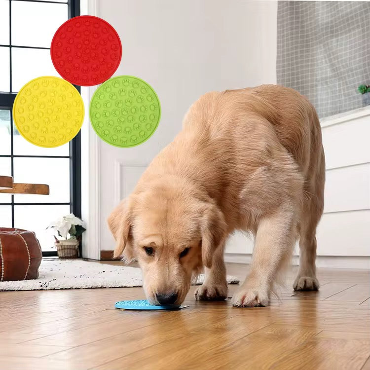 Silicone Treat Lick Mat for Dogs & Cats – Anti-Anxiety Slow Feeder & Boredom Relief Mat