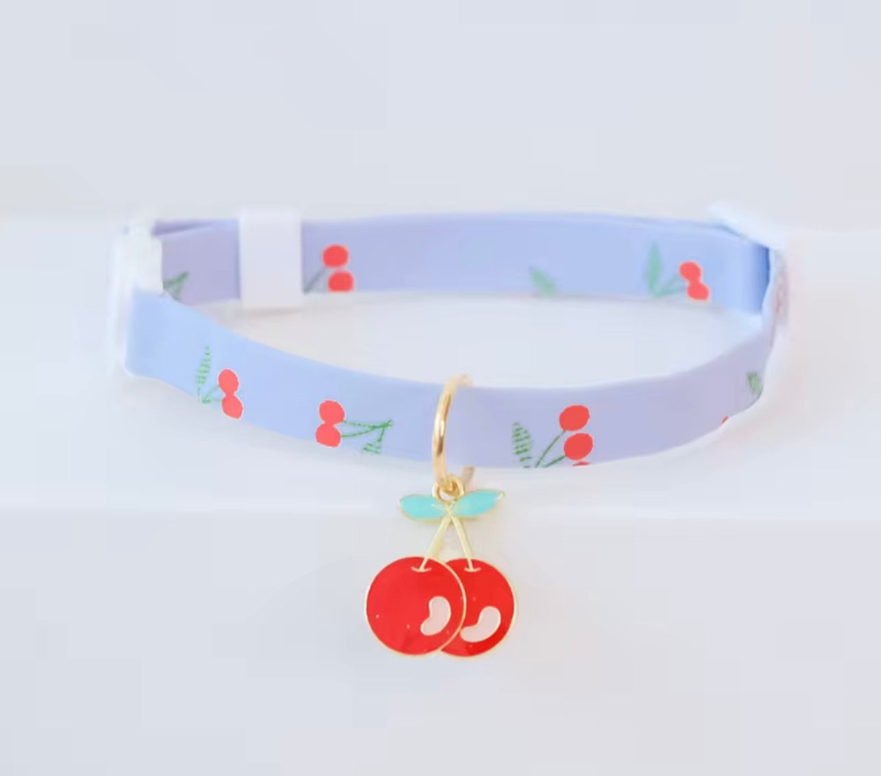 Silent Cat Collar with Pendant - Adjustable & Stylish | Petcore.Ke