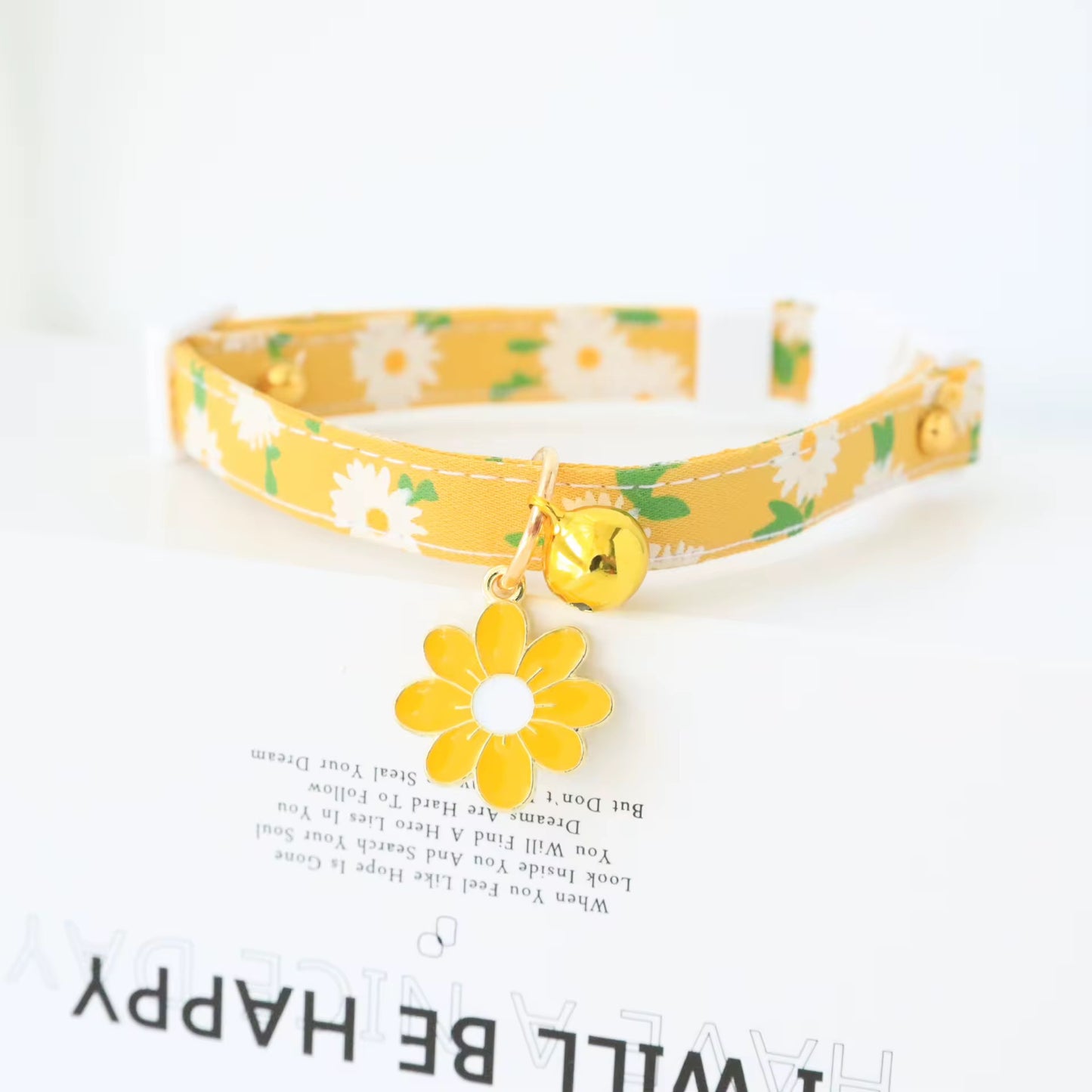 Floral Adjustable Break-Away Cat Collar with Pendant & Bell