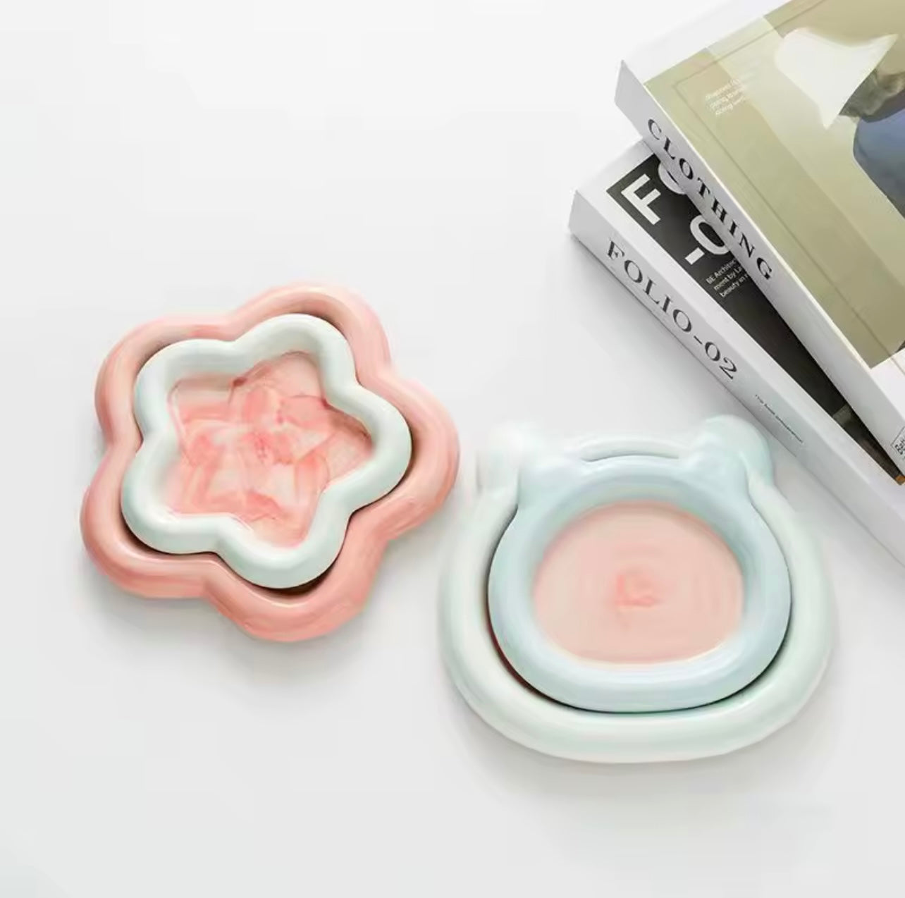 High-Quality Ceramic Cat Food Bowl – Stylish & Safe Feeding in Kenya